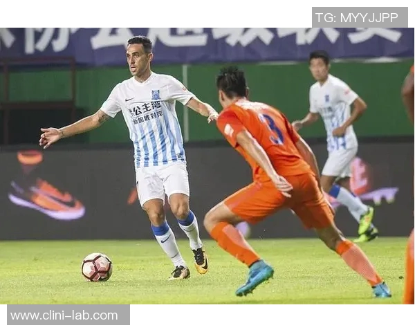 重庆篮球队在选拔赛中以65分稳居积分榜首位 重庆篮球队在选拔赛中以65分稳居积分榜首位