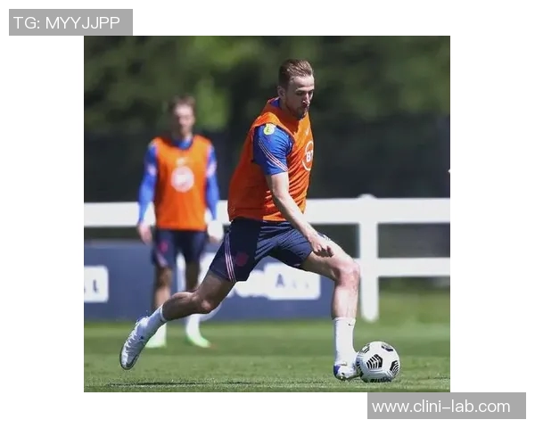 凯恩的传奇之路:从足球天才到世界级巨星的成长历程与影响力分析